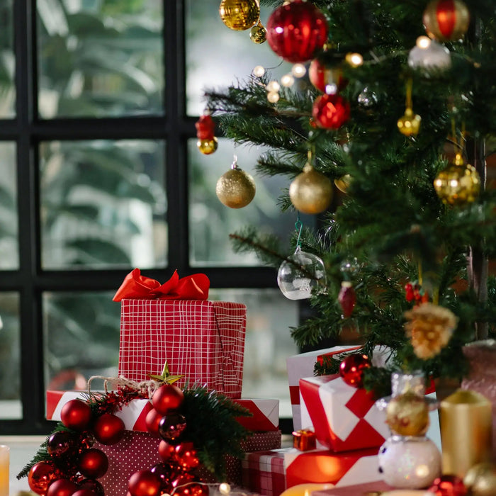 The Ultimate Christmas Survival Guide: Best Games on Steam Deck & Last-Minute Gift Ideas