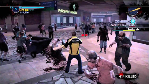 Dead Rising 2 PC Gameplay screenshot – Chuck Greene Fighting Zombies – The protagonist, Chuck Greene, in his signature yellow jacket, fighting zombies in a crowded casino mall. The HUD shows progress in a mission titled "Zombrex," essential for survival. A high zombie kill count adds to the game's intense action. Purchase the Steam version at RushGame.co